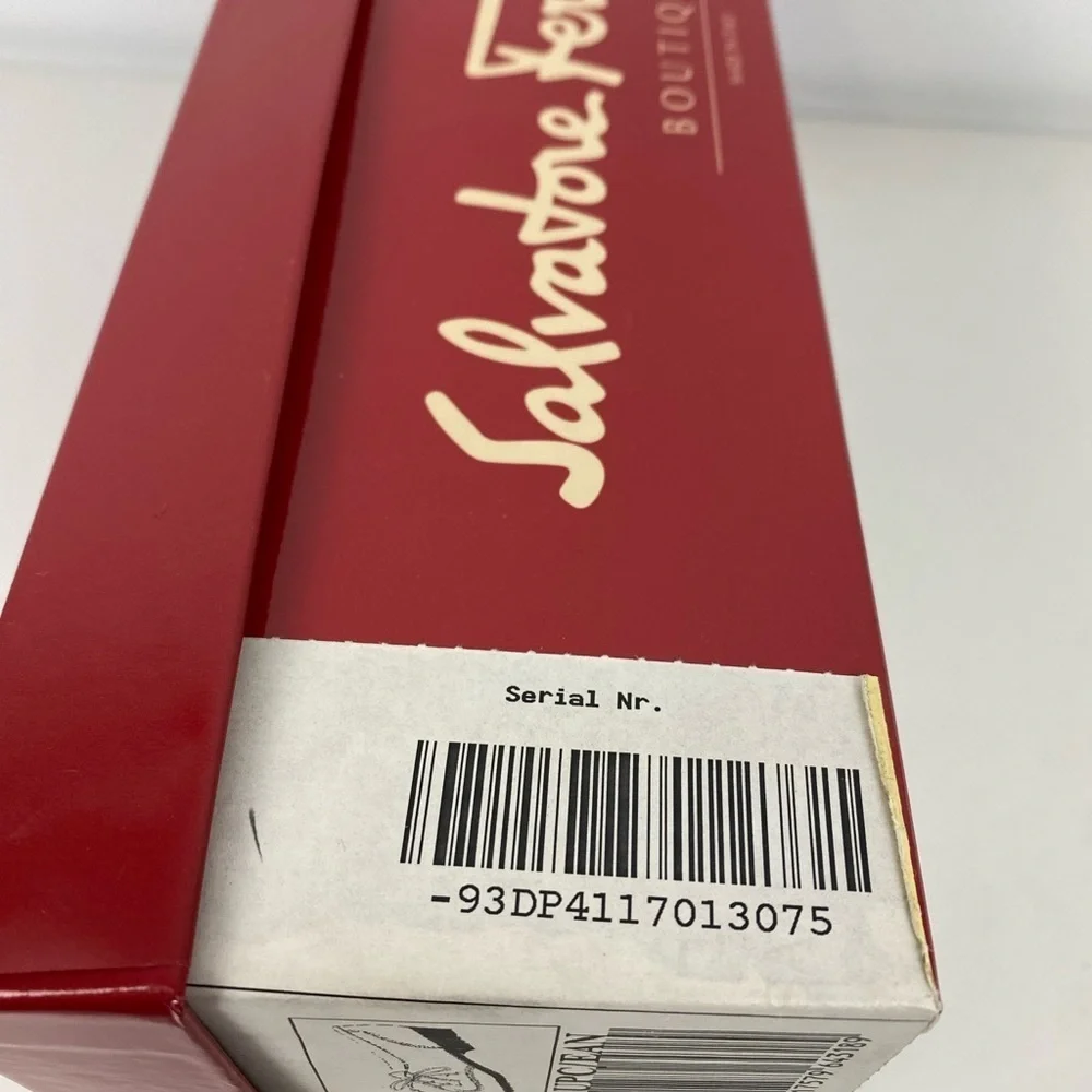 Salvatore Ferragamo Ferrara Women's 7 1/2 AA Black Leather Oxford Lace Up Shoes - Picture 14 of 14